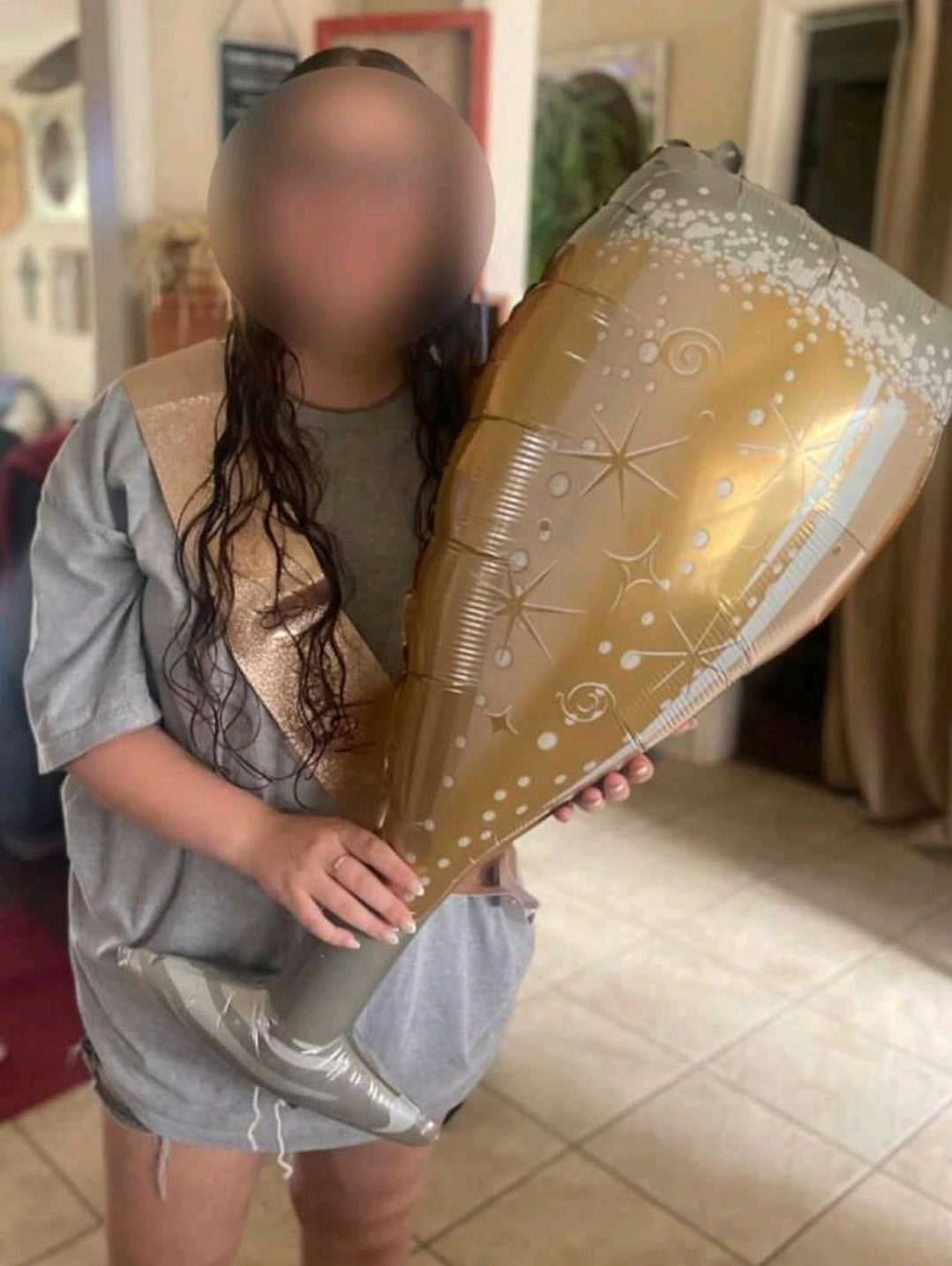 Giant champagne