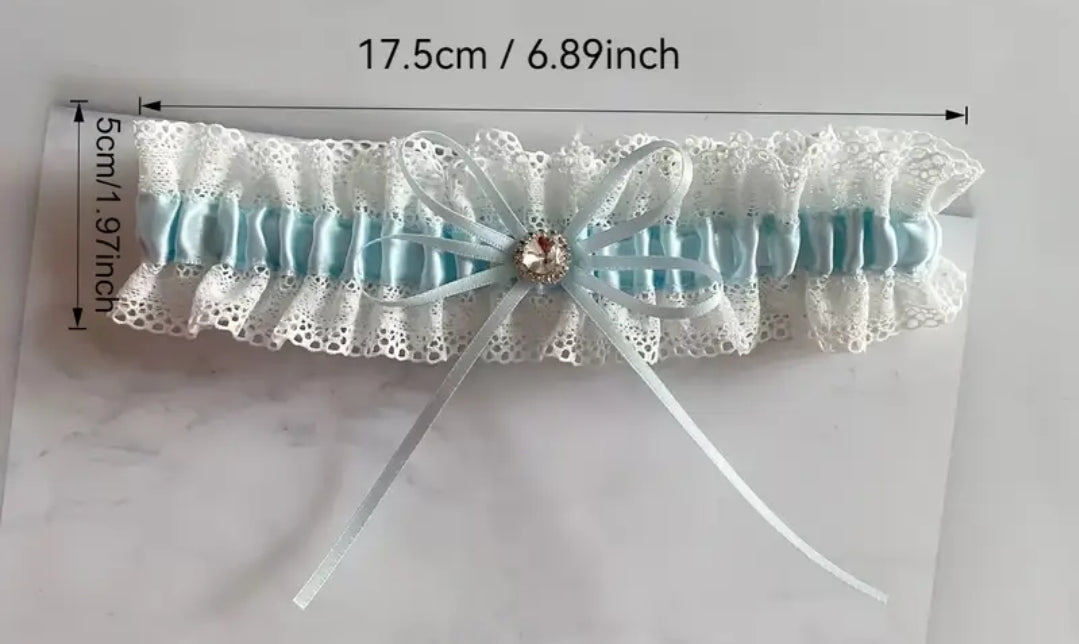 Garter a little something blu